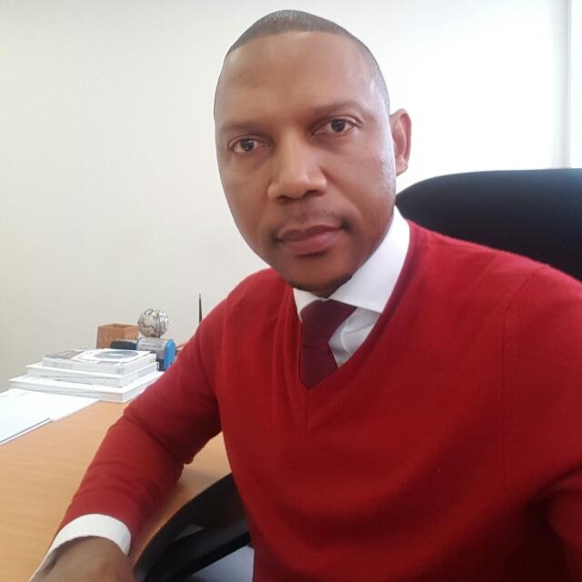 Client Manti Makkakoli - Founder @ Shopaholic